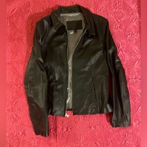Vintage women’s black leather Guess jacket size medium